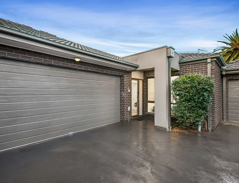 4/16 Albert Street, Oak Park, VIC 3046, 3房, 2浴, 独立屋
