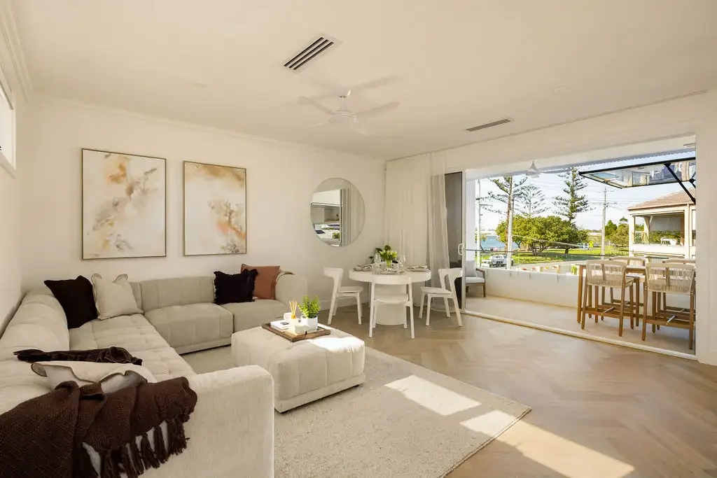Paradise Point 3房  Brand New Luxury. Absolute Broadwater Front. Uninterrupted Views Forever!