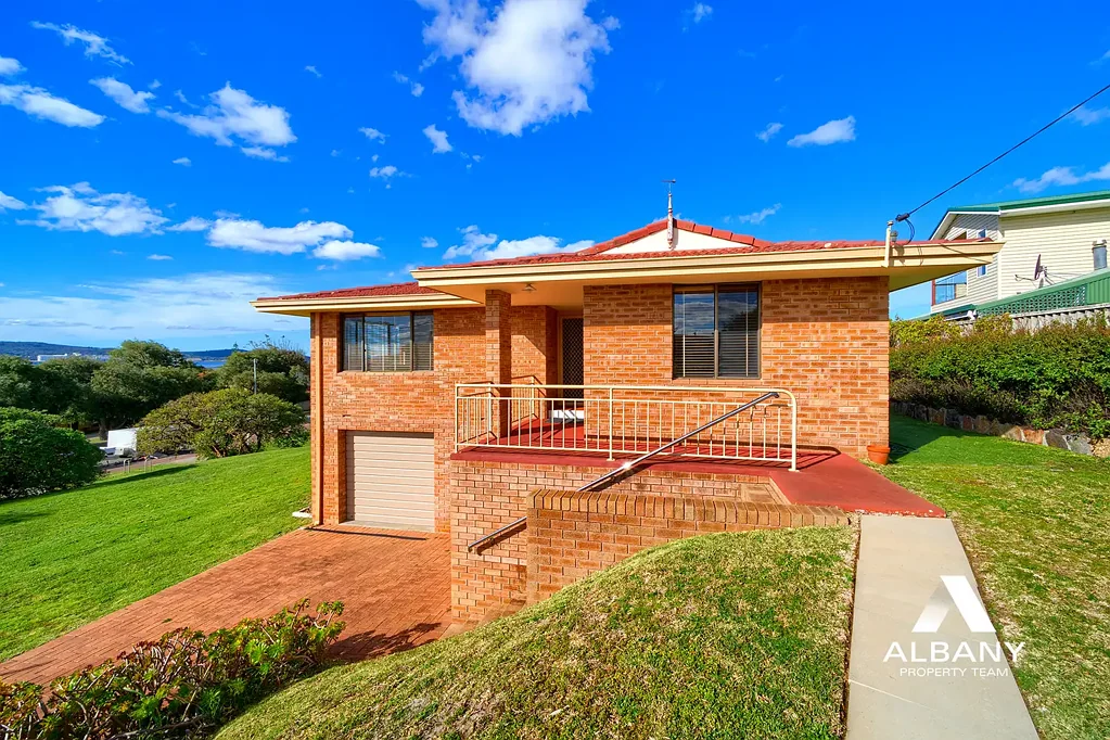 1 O'Connell Street, Little Grove, WA 6330