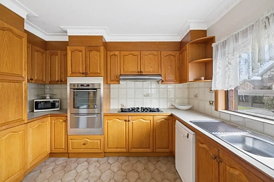8 Cooper Street, Preston, VIC 3072, 3 slaapkamers, 2 badkamers, House