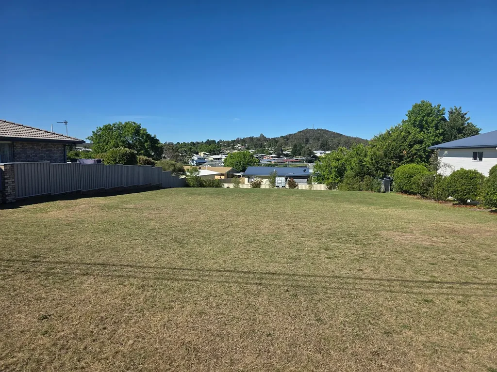 Stanthorpe  PRIME BUILDING BLOCK WITH MT MARLAY VIEWS