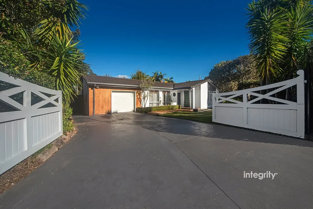 North Nowra 3 Bedroom stylish, secluded & move-in ready