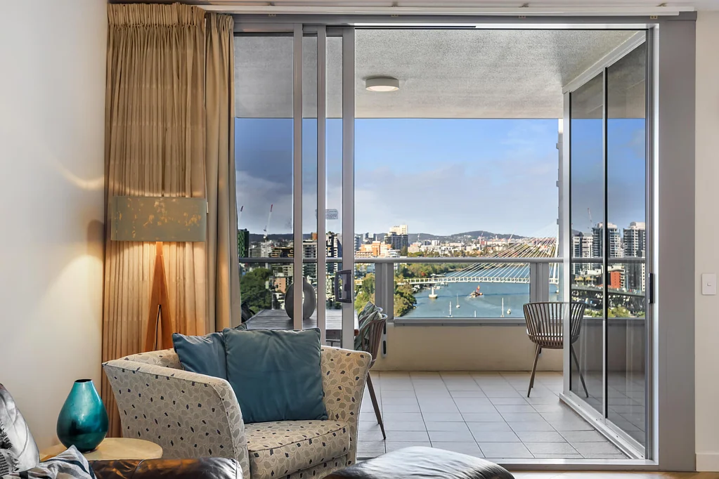 Fully Furnished: A Rare Riverfront Residence in Brisbane's Most Convenient Addresses