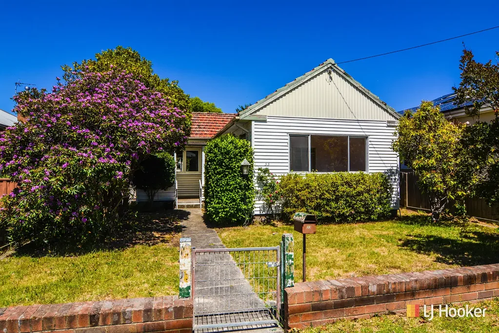 33 Enfield Avenue, Lithgow, NSW 2790