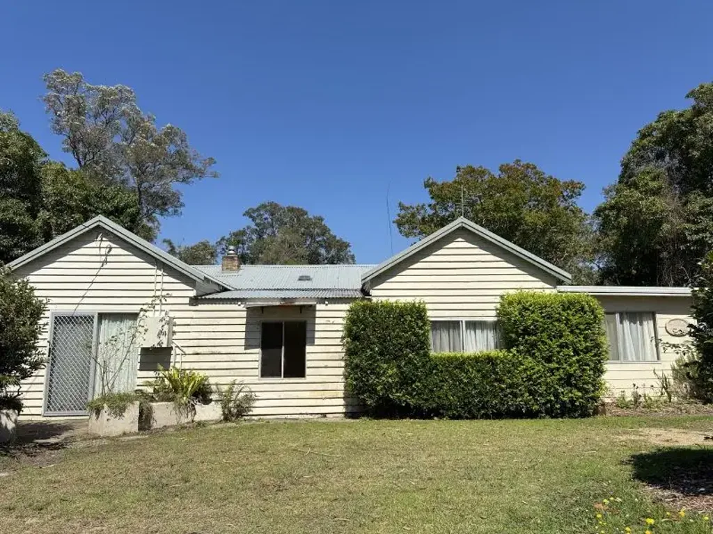 129 Princes Highway, Bodalla, NSW 2545
