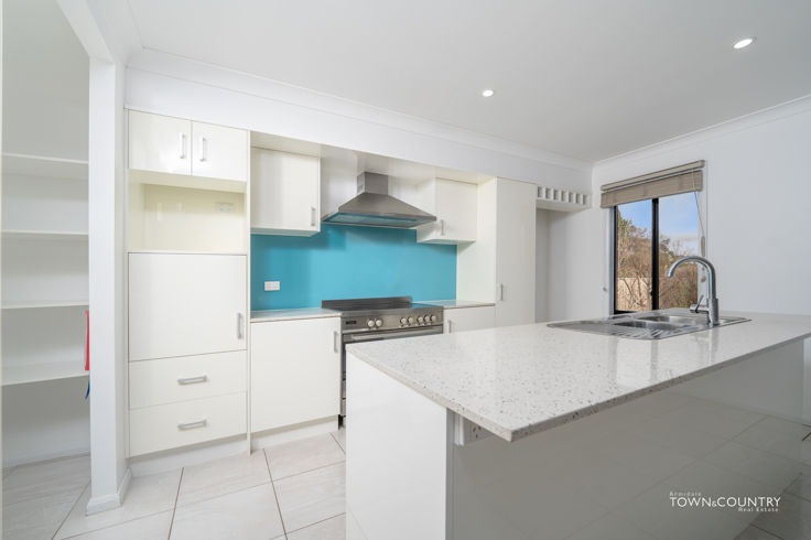 6 HOLMFIELD DR, ARMIDALE NSW 2350, 0 غرف, 0 حمامات, House