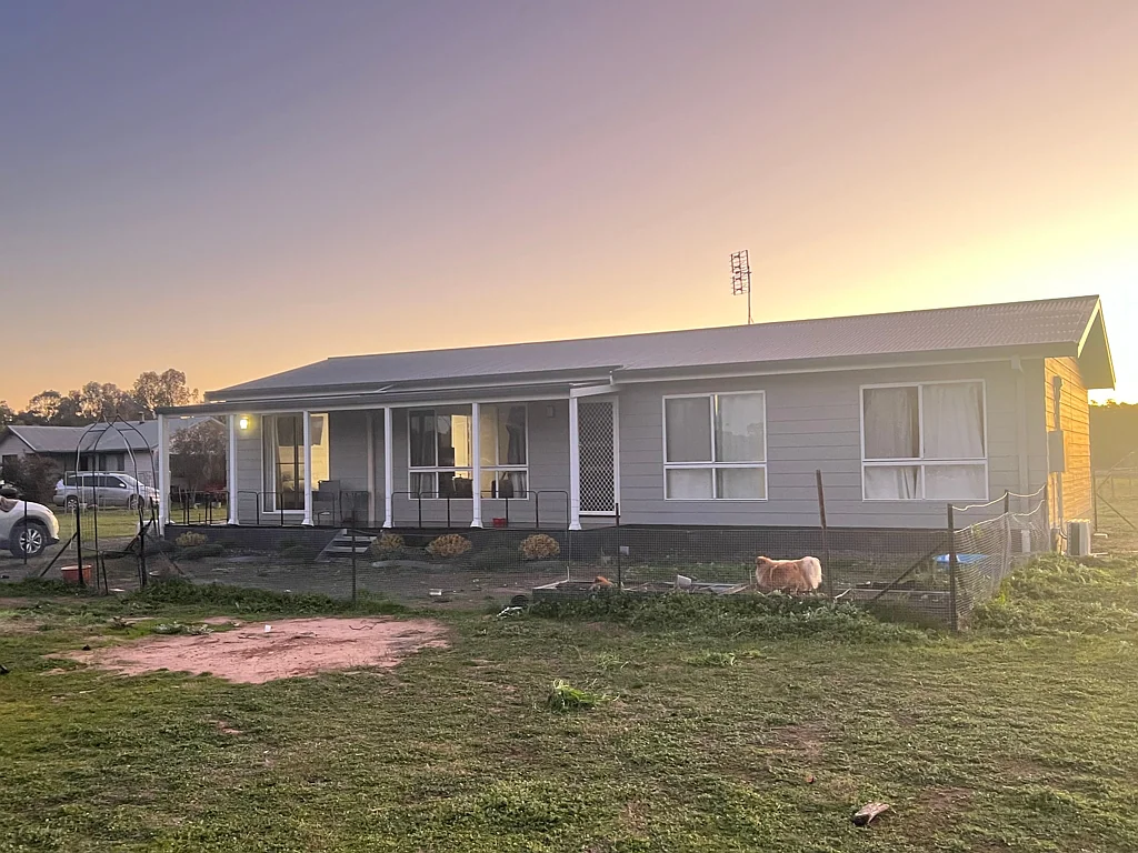 Wagga Wagga  Ten acres with 2 homes
