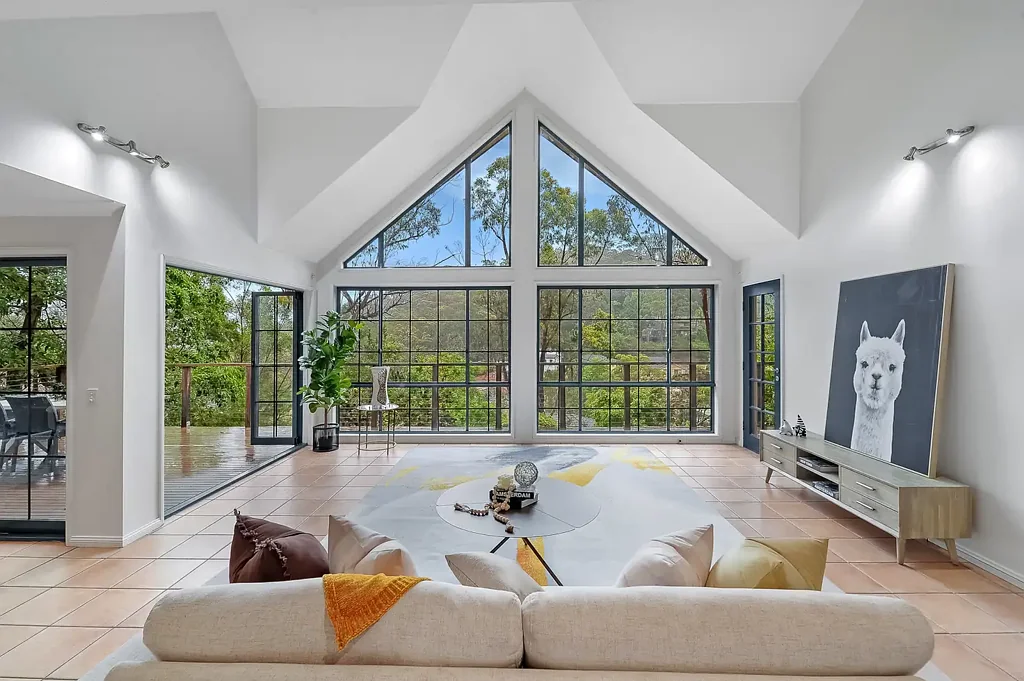 19 Kalang Road, Mount Colah, NSW 2079