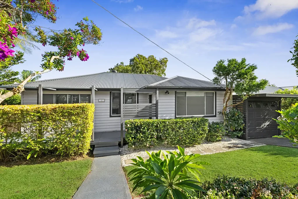 Forresters Beach 3房  Charming coastal cottage in a quiet Forresters Beach pocket