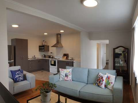 GLEN EDEN - Lovely 2 Bedroom