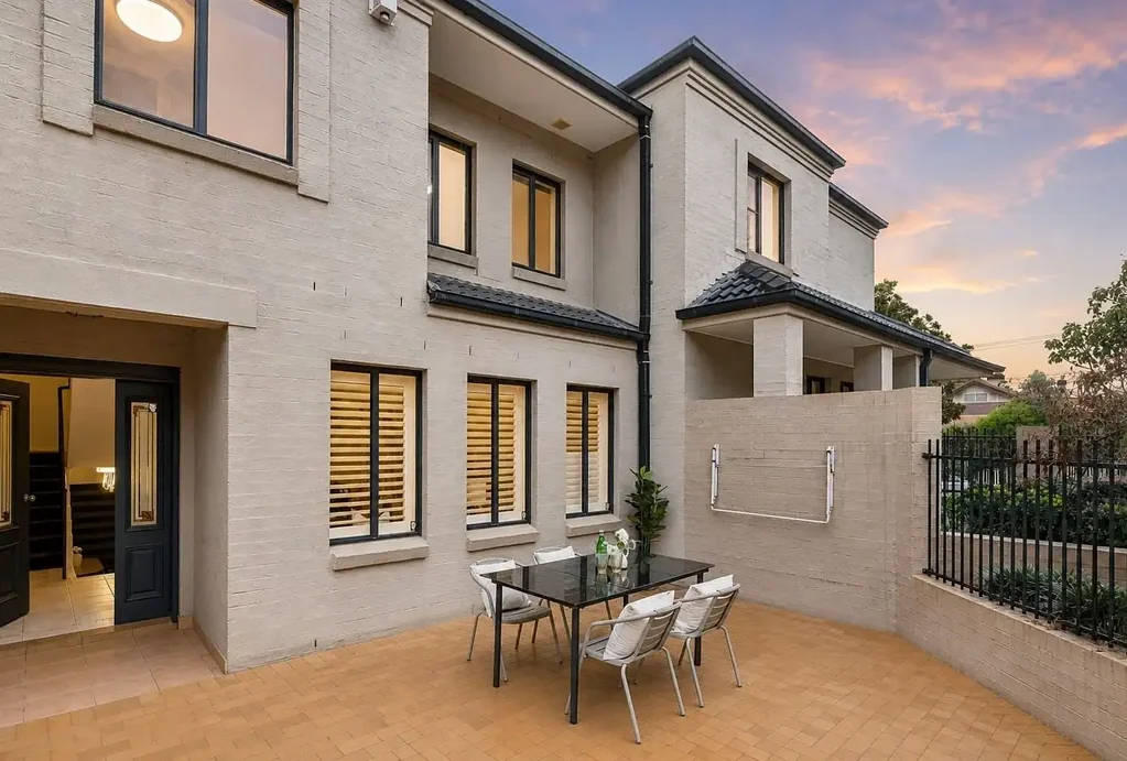 Exclusive Living in a Highly Desirable Setting