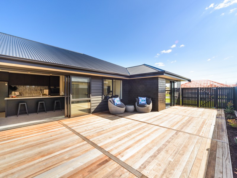 28 Atlantic Drive, Fitzherbert, Palmerston North, 4 habitaciones, 0 baños