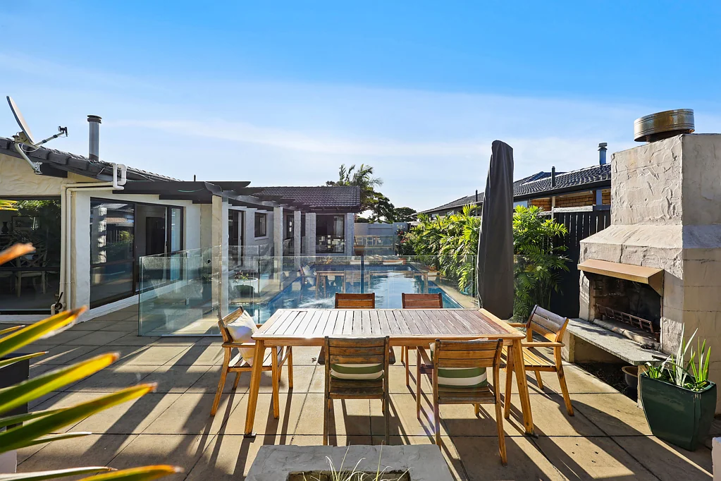 188 Prince Regent Drive, Farm Cove, Manukau City, Auckland