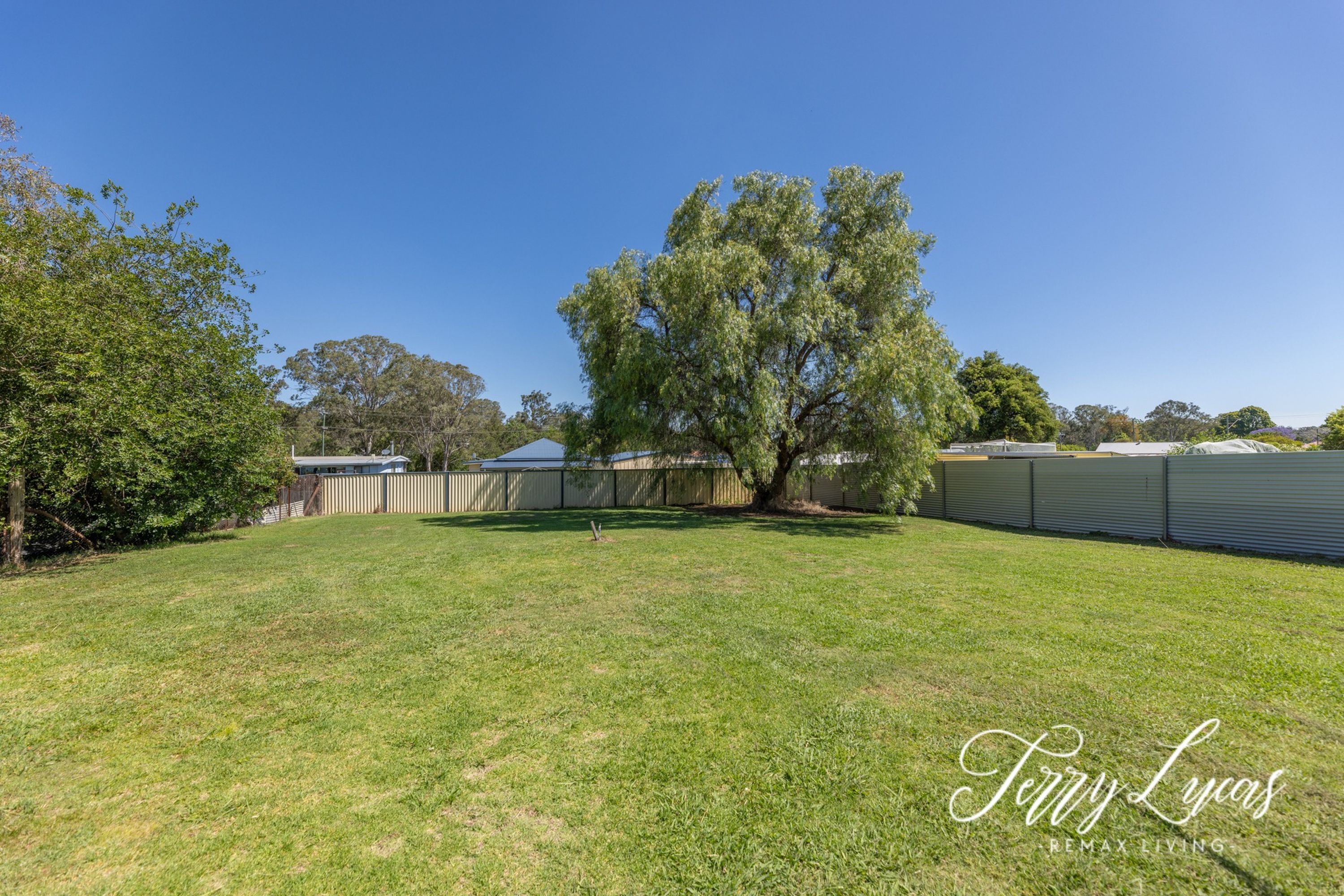 6 BROWNE ST, YARRAMAN QLD 4614, 0 રૂમ, 0 બાથરૂમ, House