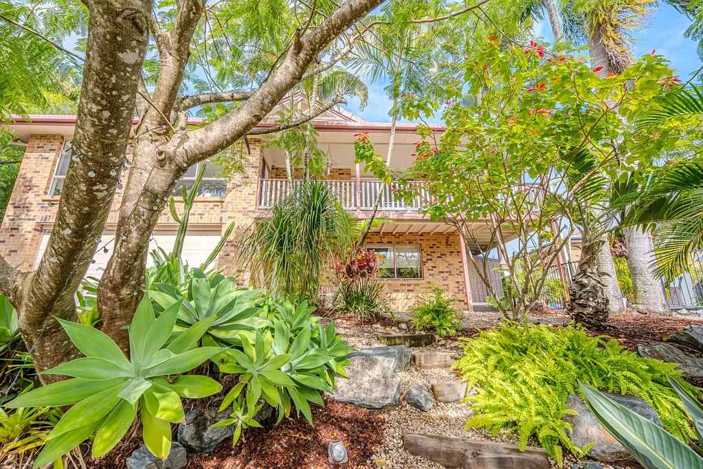 5 WILUNA COURT, Elanora, QLD 4221