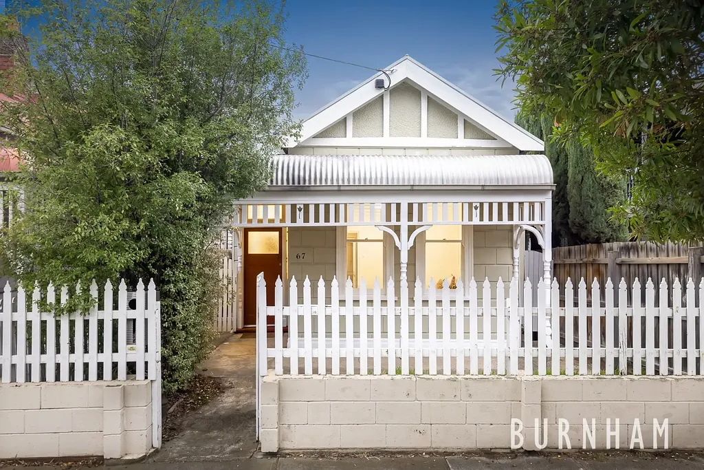 Footscray 3部屋 Victorian Character Meets Contemporary Comfort in a Central Location