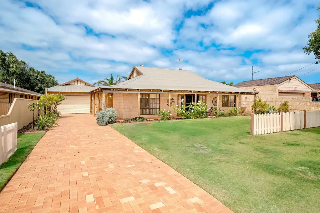 Tarcoola Beach 4 Bedroom Impressive Beachside Property