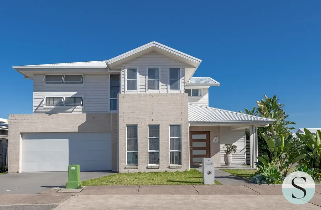 15 Village Grove, Caves Beach, NSW 2281