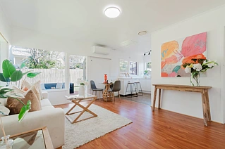 2/63 Ellice Road, Totara Vale, North Shore City