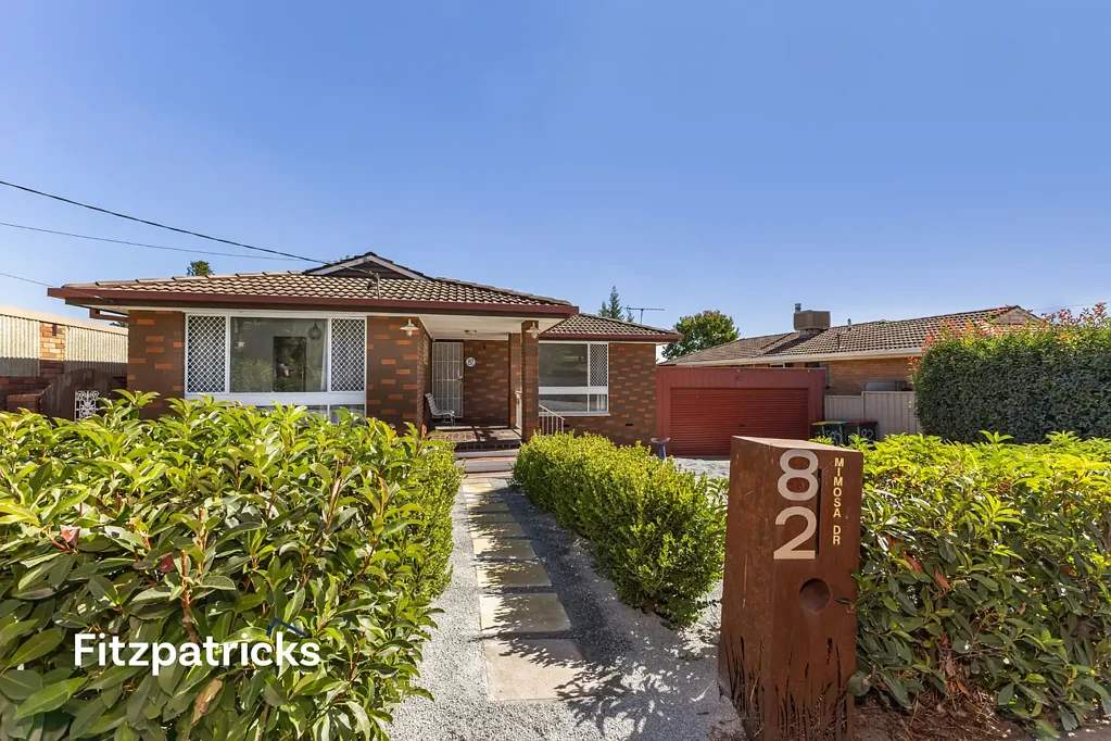 82 Mimosa Drive, Mount Austin, NSW 2650