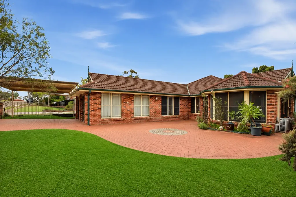 Minchinbury 4Habitaciones Designed for Family Living – Spacious 4-Bedroom Home!!!