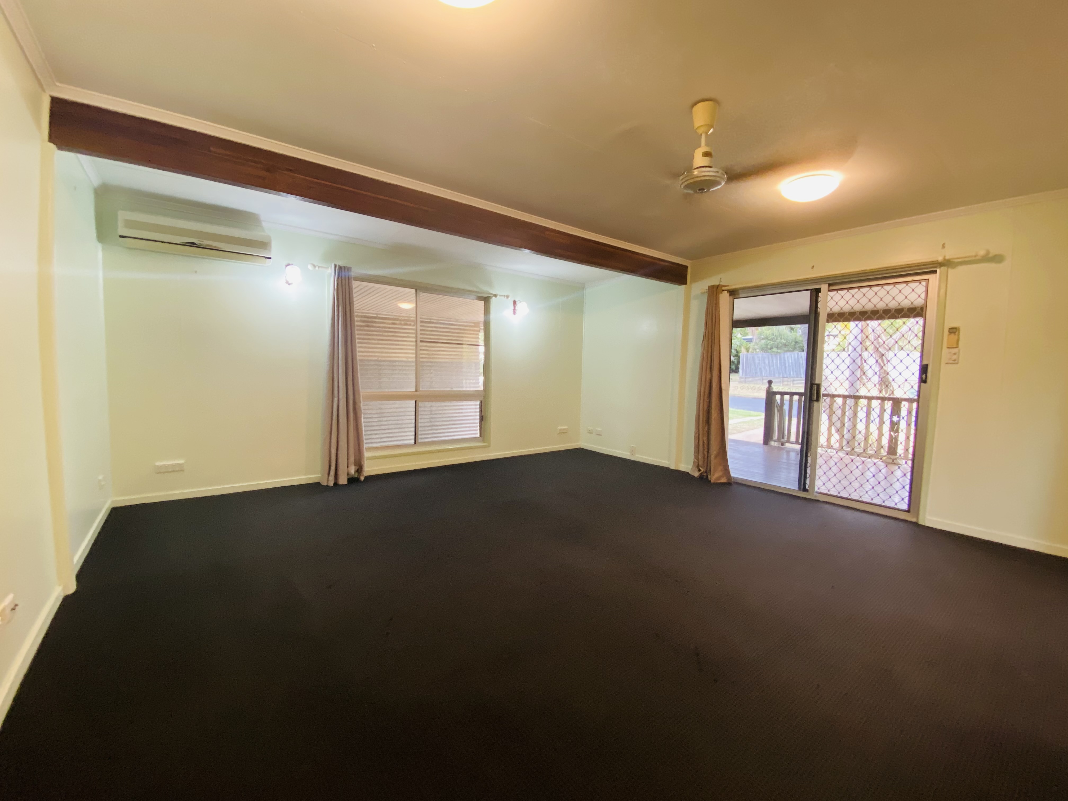 27 LAWSON DR, MORANBAH QLD 4744, 0部屋, 0バスルーム, House