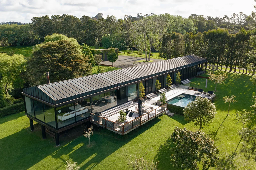 Kumeu The Long House by Fearon Hay