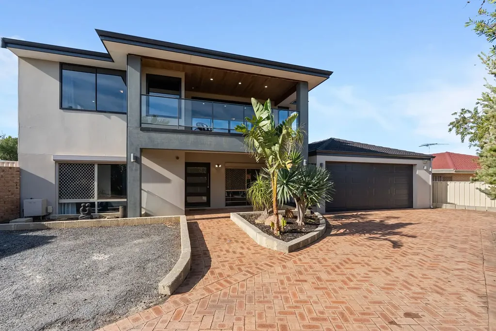 9B SPUR COURT, Ocean Reef, WA 6027