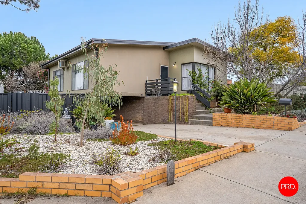 4 Ingleton Street West, Long Gully, VIC 3550