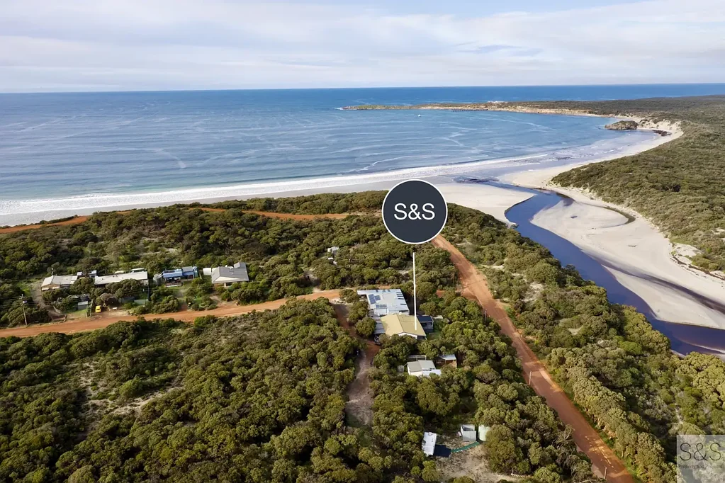 Vivonne Bay 3 Slaapkamer Opposite the River + Close to the Beach!