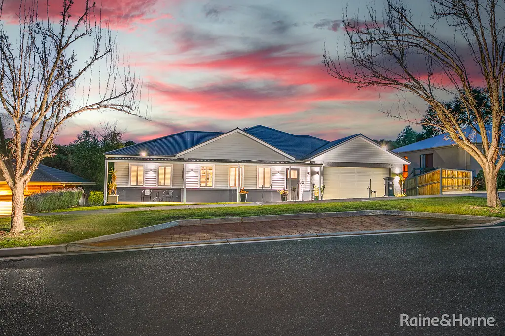 15 Bundanoon Avenue, Sunbury, VIC 3429