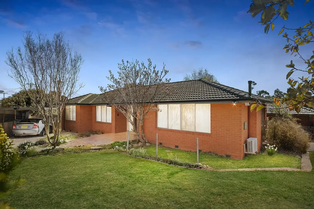 4 Backhouse Street, Latham, ACT 2615