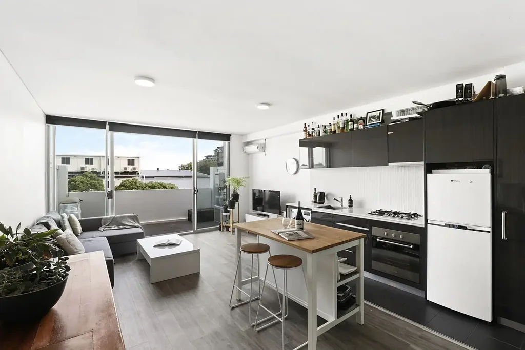 Designer Apartment for Inner-City Life