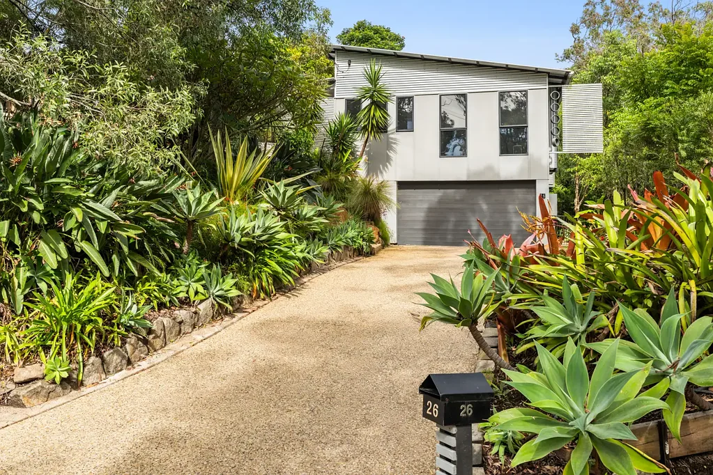 Coolum Beach 5房  Private Family Home with Pool & Ocean Outlook