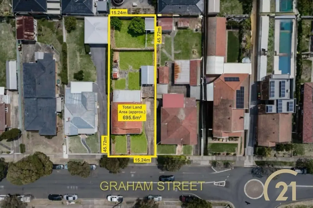 Berala 3房 拥有无限开发潜力的家庭住宅（需经议会批准） Potential Duplex Site (S.T.C.A) | 695 SQM APPROX.