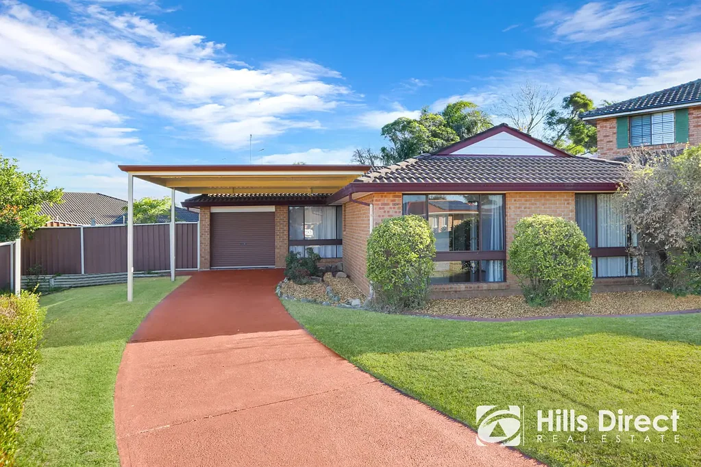 Quakers Hill 3房 舒适的家庭生活，带泳池和户外娱乐区 Comfortable Family Living with Pool and Outdoor Entertaining