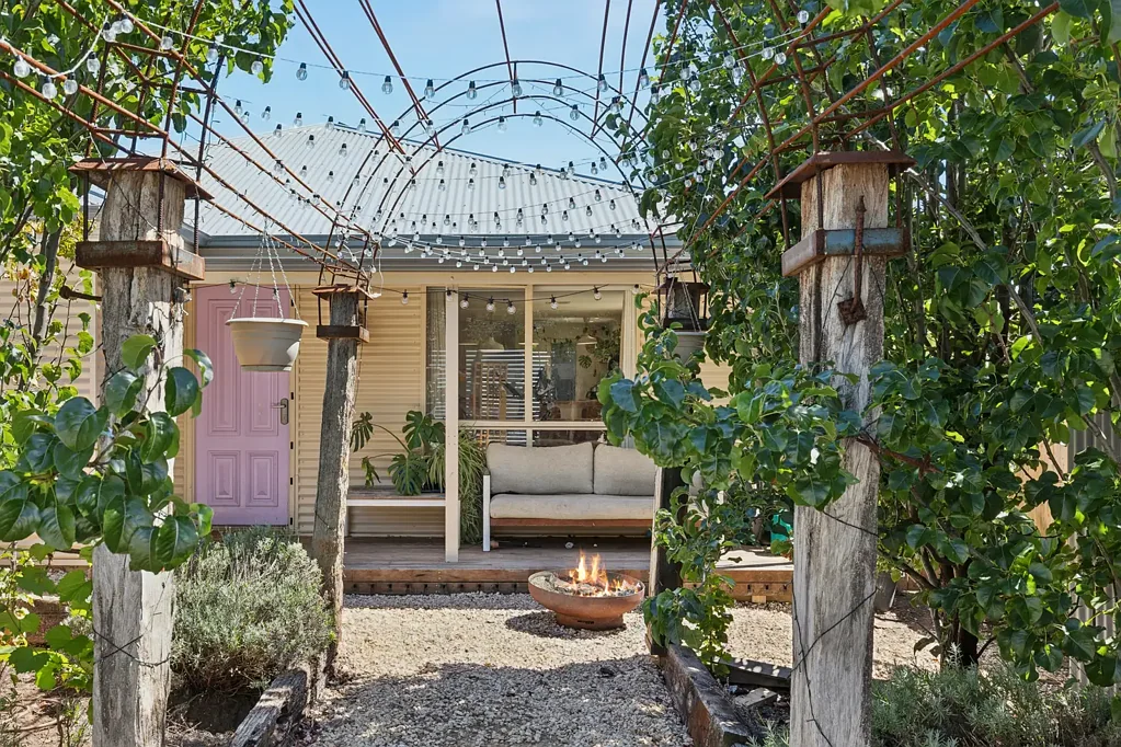 Milang 3ห้องนอน Beautiful Family Home with Space to Grow & Entertain