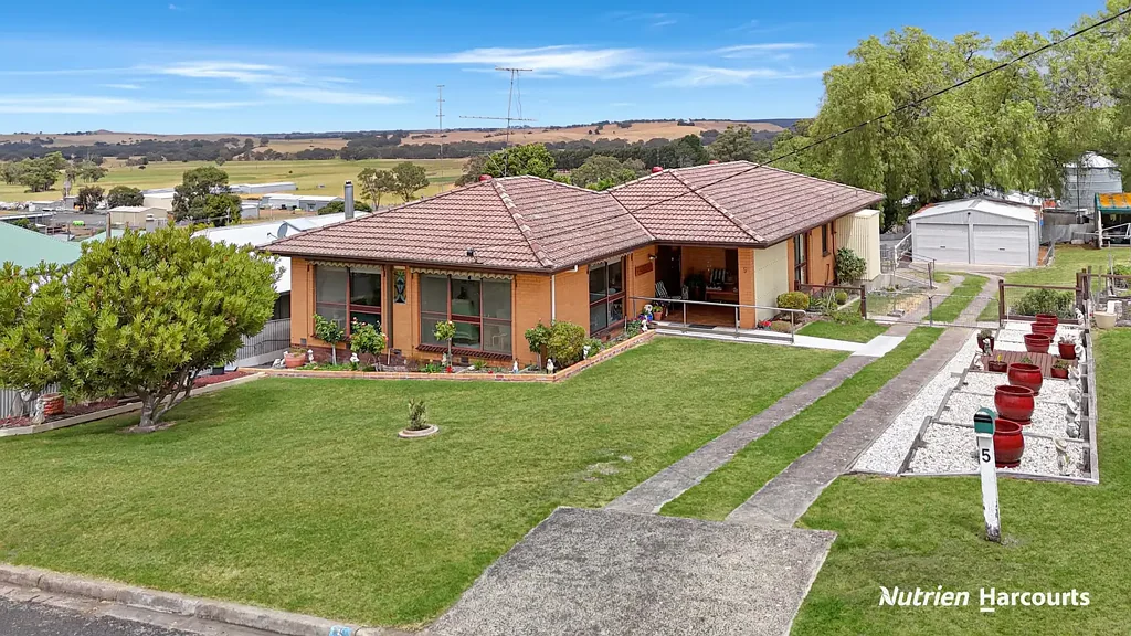 5 Handley Street, Casterton, VIC 3311