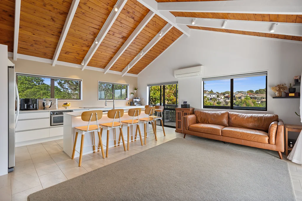 Otumoetai 3房  Motivated seller, bring all offers!