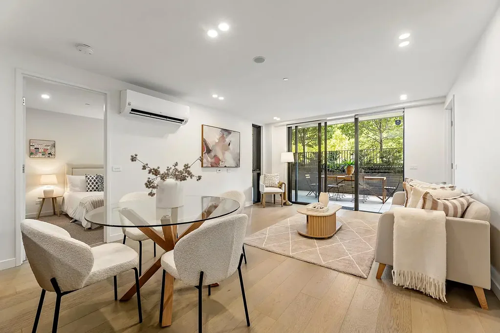 Dickson 2房  Exceptional value! Stunning ground floor apartment in an award winning developme