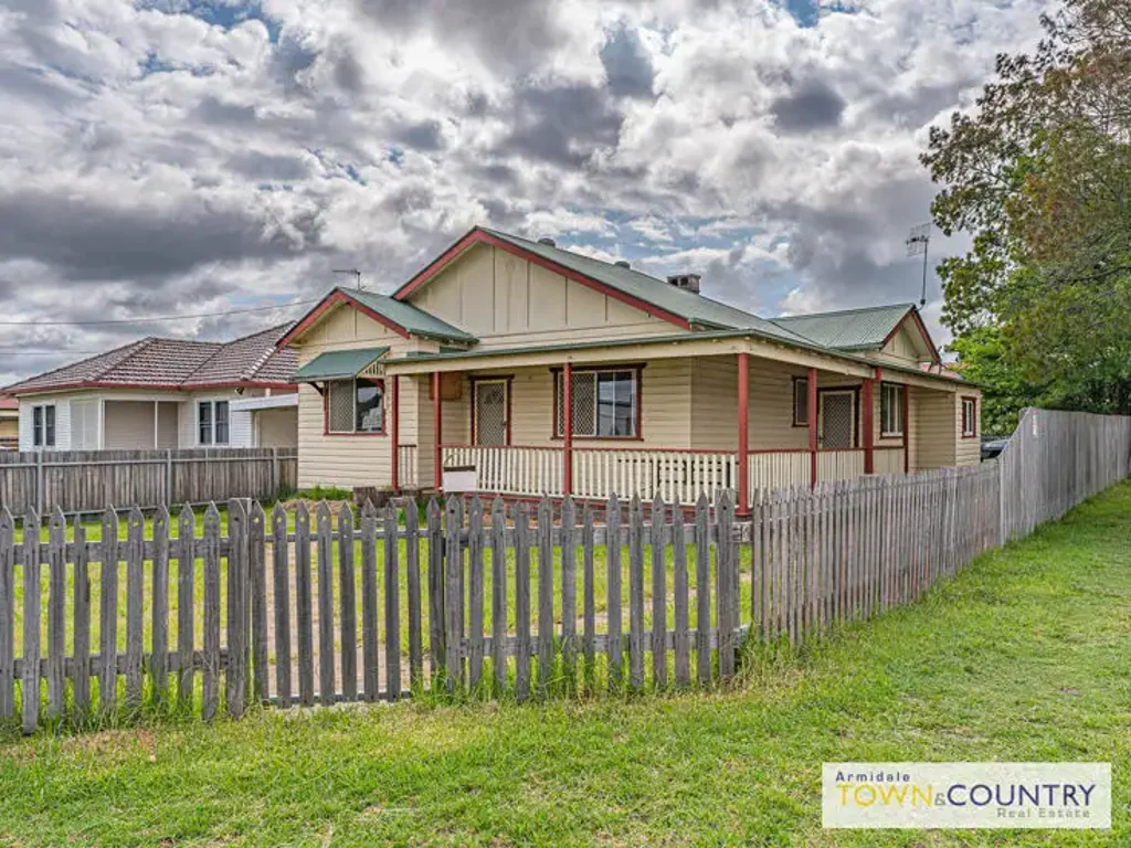 Armidale 4ਬੈੱਡਰੂਮ 121 Taylor Street, Armidale