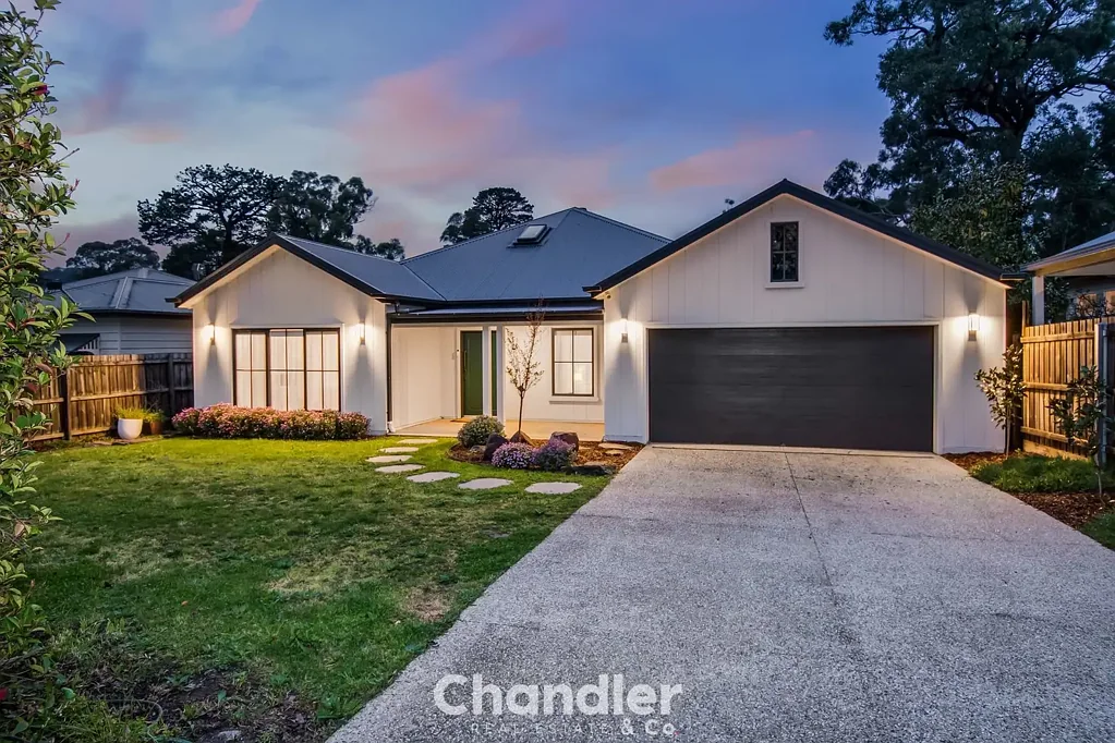 Upwey 4침실 Premium Contemporary Living with Space, Style & Quality