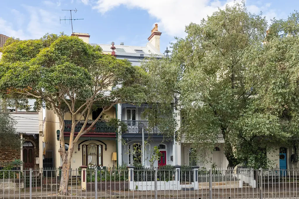 Paddington 5બેડરૂમ Grand-scale Victorian terrace with dual access
