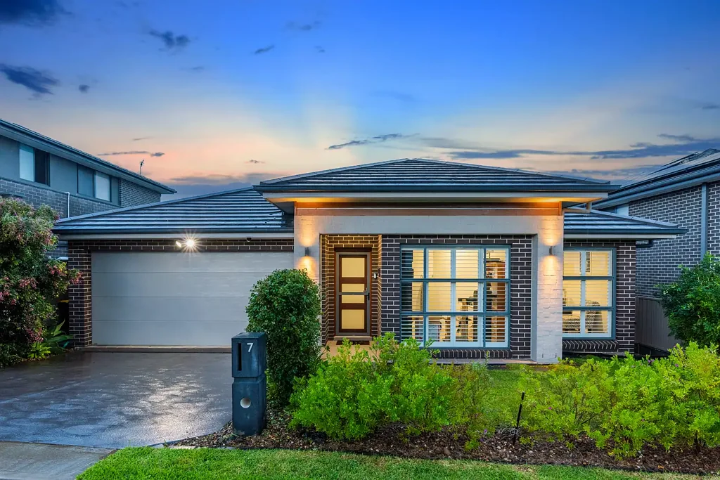 North Kellyville 4 Slaapkamer Prime Location & Immaculate Presentation