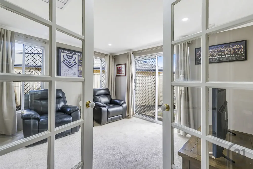 Dudley Park 4कमरा Spacious Family Living with Loft, Solar & Side Access!