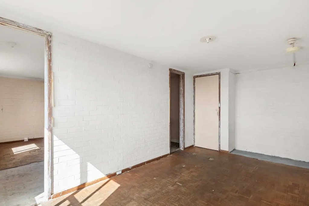 Perth 1房  Renovator's Dream – Full Renovation Opportunity with Dual-Key Potential