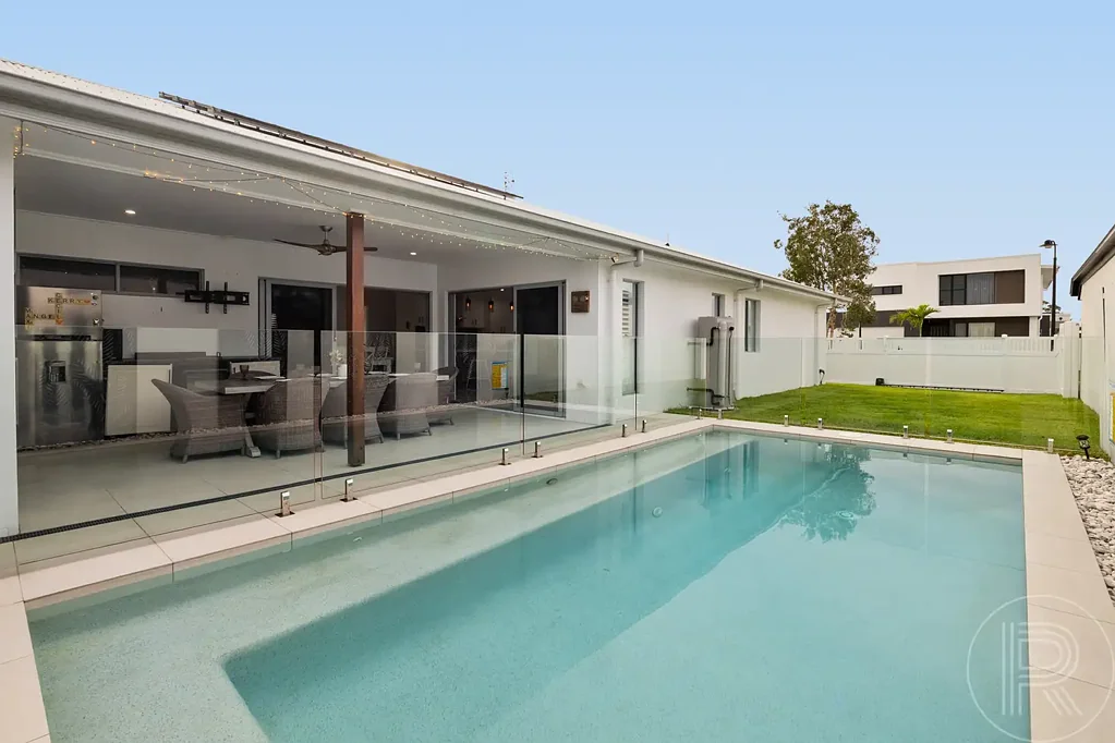 Mountain Creek 4房  A Home That Ticks All The Boxes