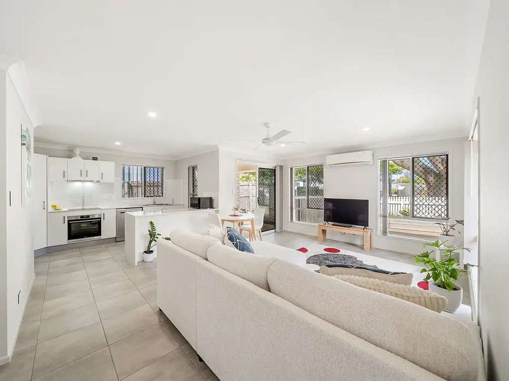 Modern Coastal Living in a Quiet Redcliffe Pocket