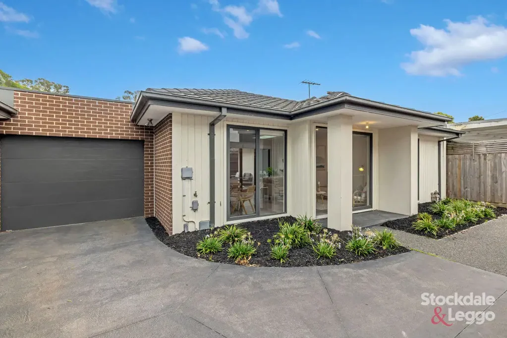 2/10 Athol Court, Langwarrin, VIC 3910