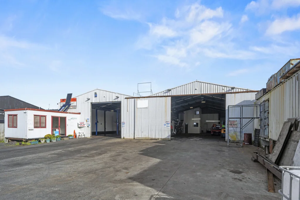 Kumeu  Affordable warehousing with yard
